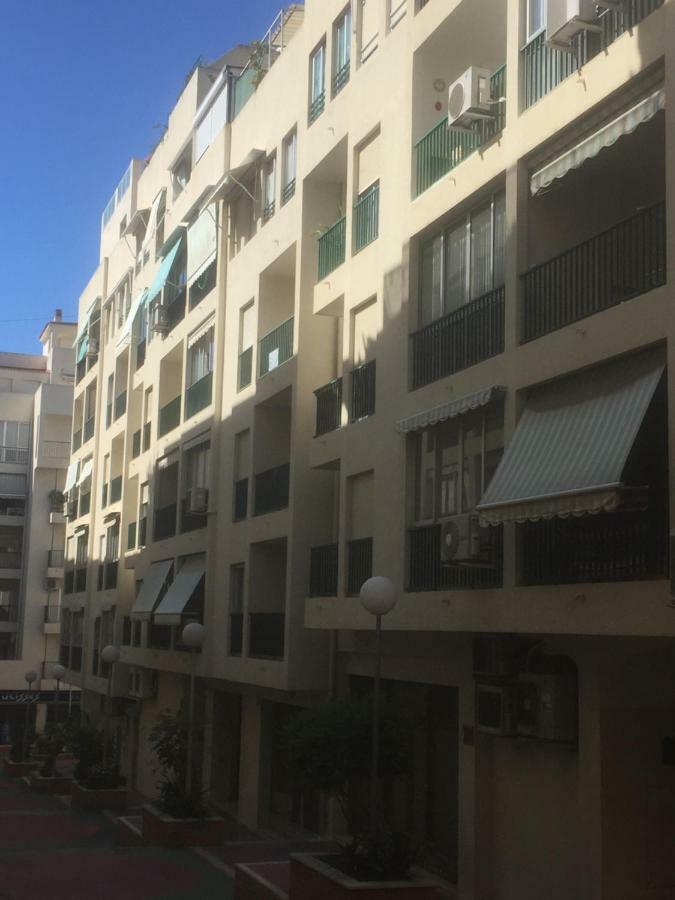 Apartamento Turistico Loyola Benidorm Exteriör bild